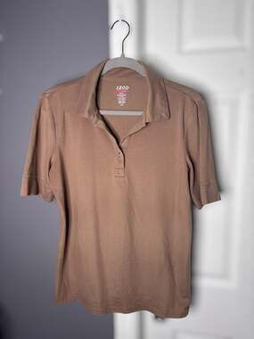 Izod Perform Cool Light Brown Shirt Rhinestone Button Detail Large